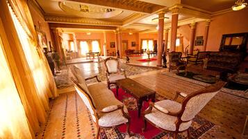 Zona de estar del vestíbulo