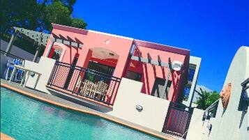 2 outdoor pools, pool umbrellas, sun loungers