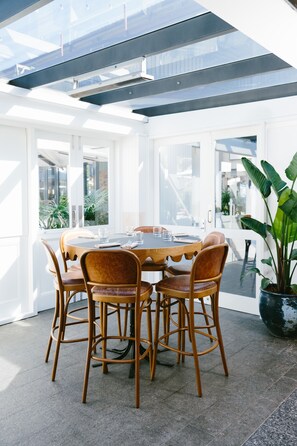 Breakfast area - Coogee Bay Boutique Hotel (Coogee)