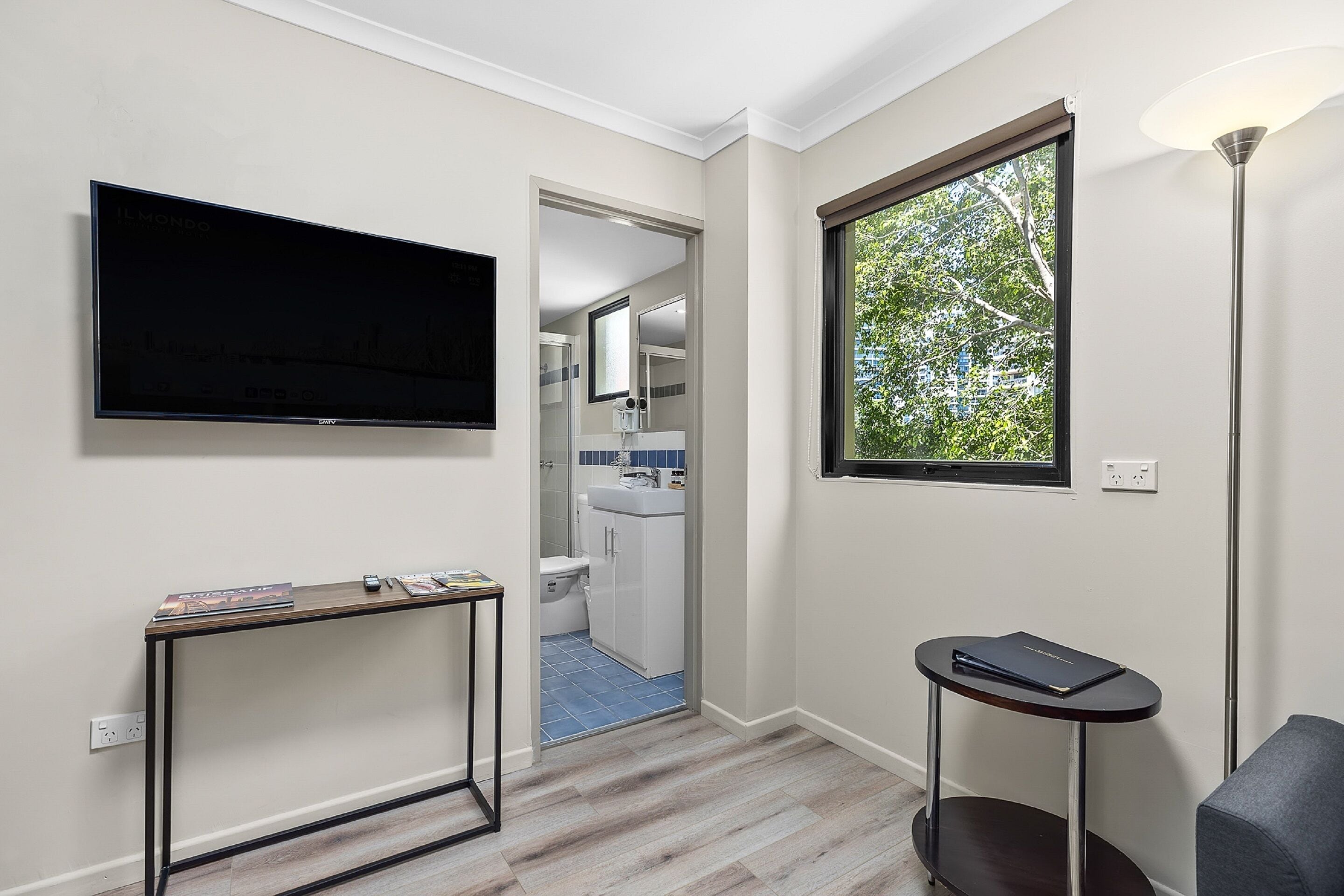 studio minimum stay 28 nights | living area