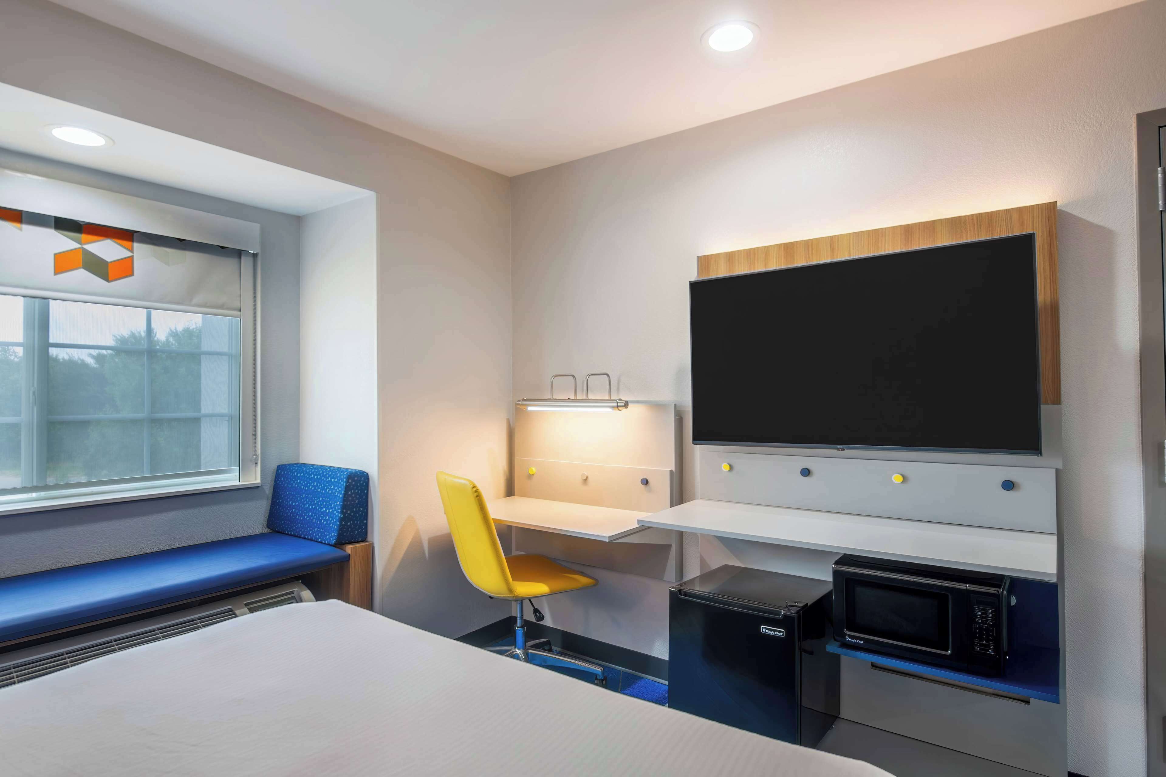 in-room safe, desk, iron/ironing board, free cots/infant beds