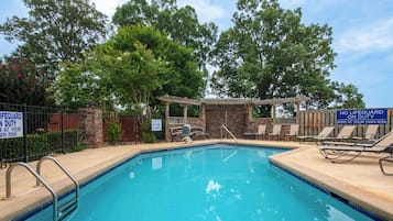 Seasonal outdoor pool