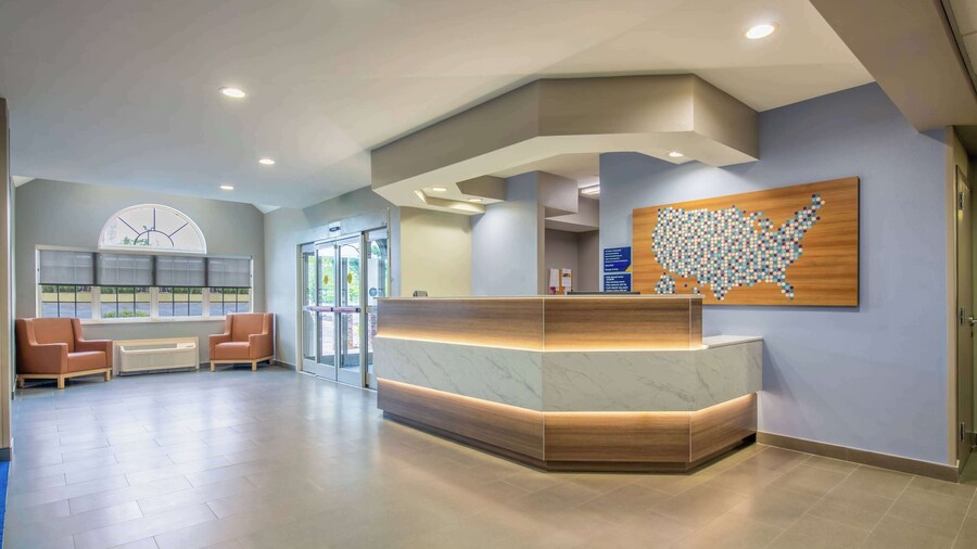 Microtel Inn & Suites by Wyndham Anderson/Clemson