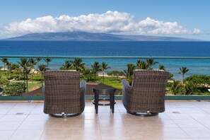 尊贵套房, 3 间卧室, 阳台, 海洋景观 (Konea 701, 3Bath) | 露台