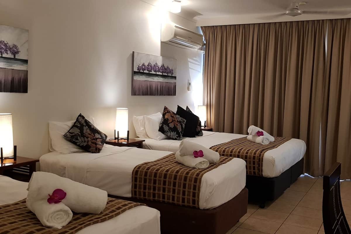 Pillow-top beds, in-room safe, desk, soundproofing