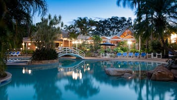Outdoor pool, sun loungers