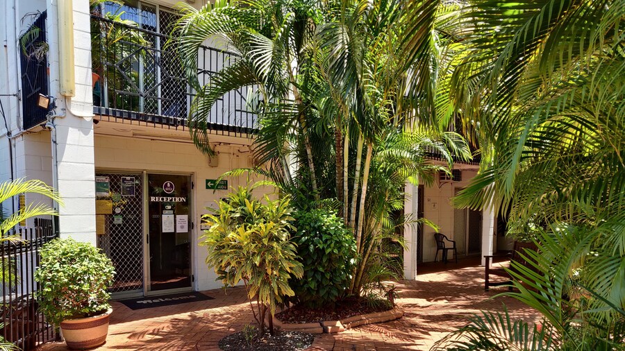 Coconut Grove Holiday Apartments