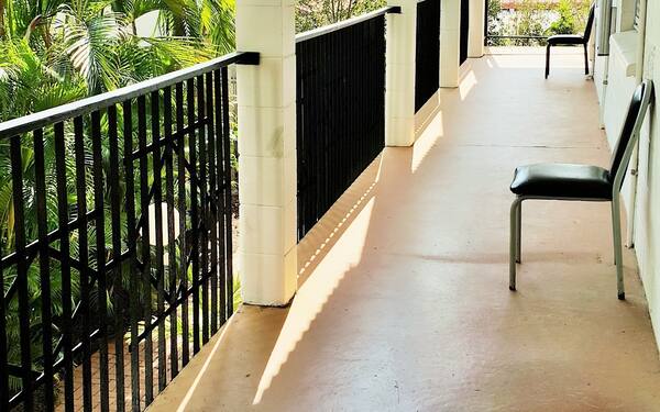 Coconut Grove Holiday Apartments