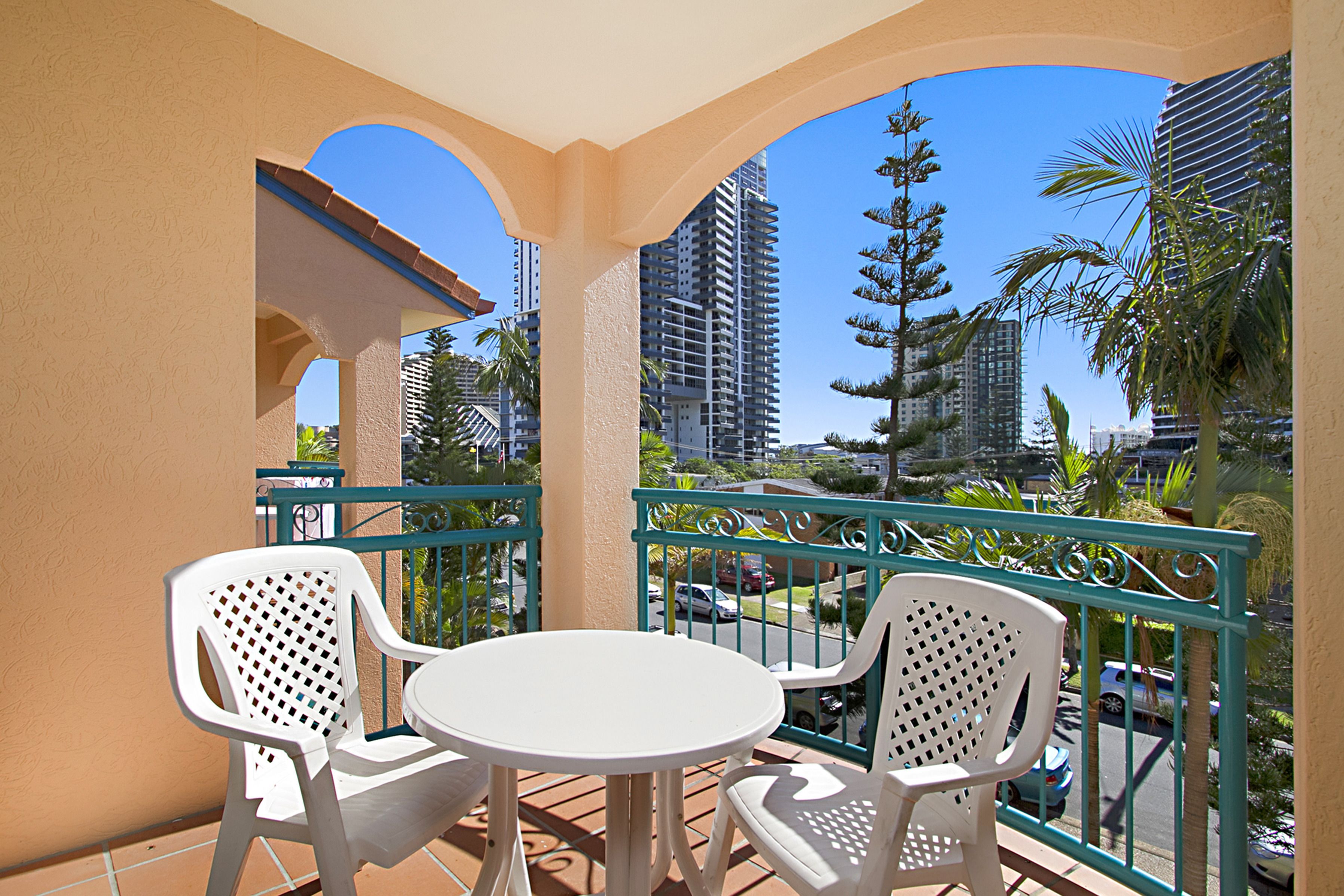 Aruba Surf Resort — image 5