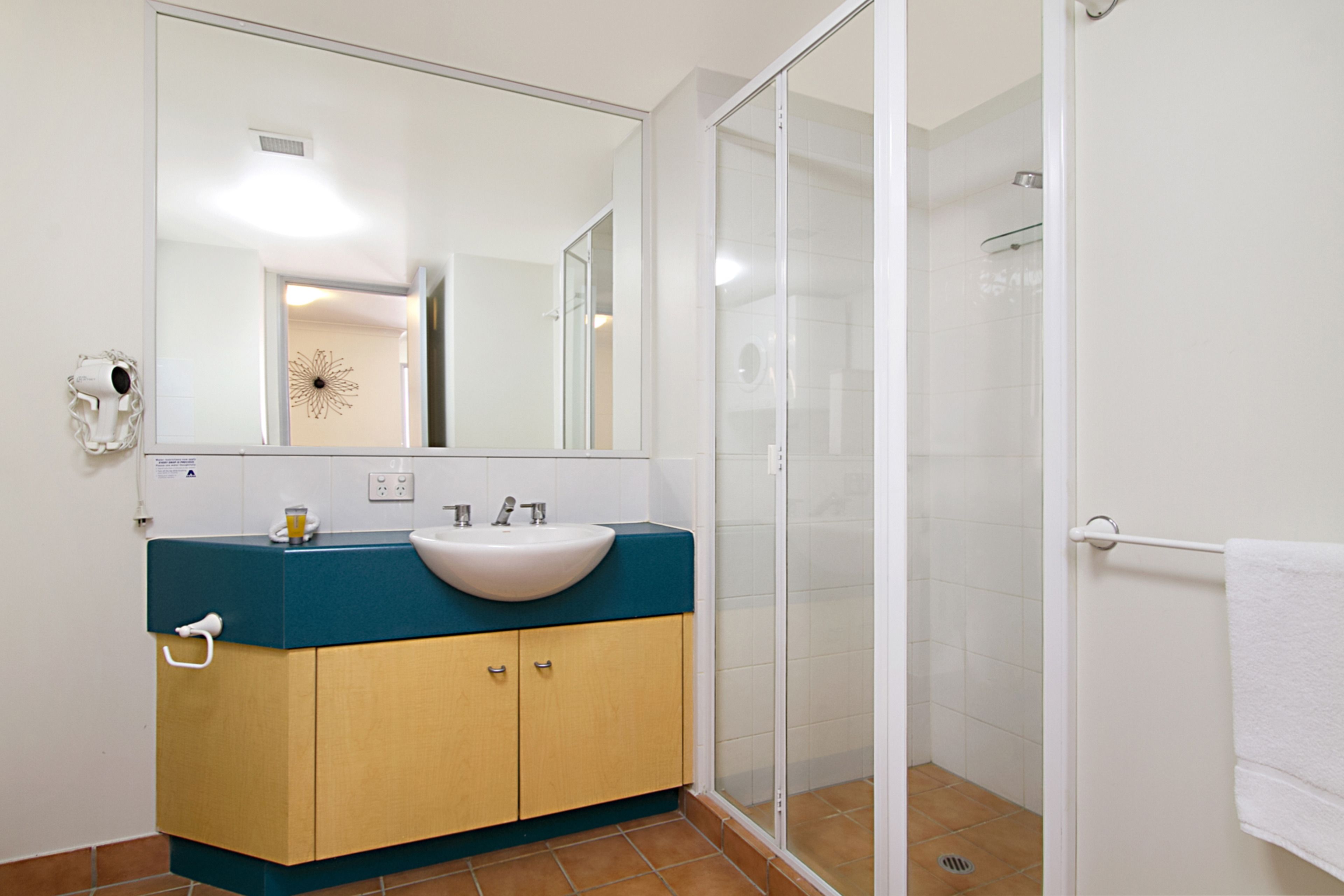 Aruba Surf Resort — image 20