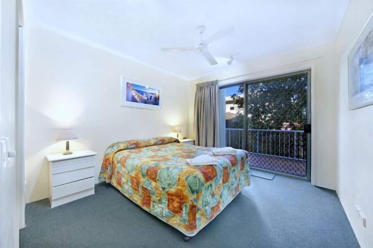 Select Comfort beds, iron/ironing board, cribs (surcharge)