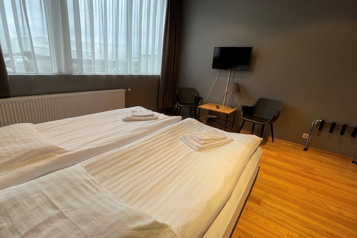 Blackout curtains, free WiFi, bed sheets