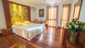 Down duvets, minibar, in-room safe, desk