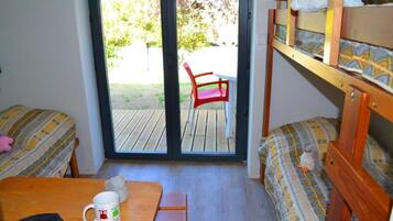 Cottage, 1 slaapkamer (5 Pers) | Woonkamer | Televisie
