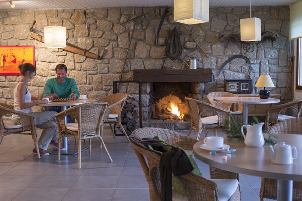 Bar (in der Unterkunft)