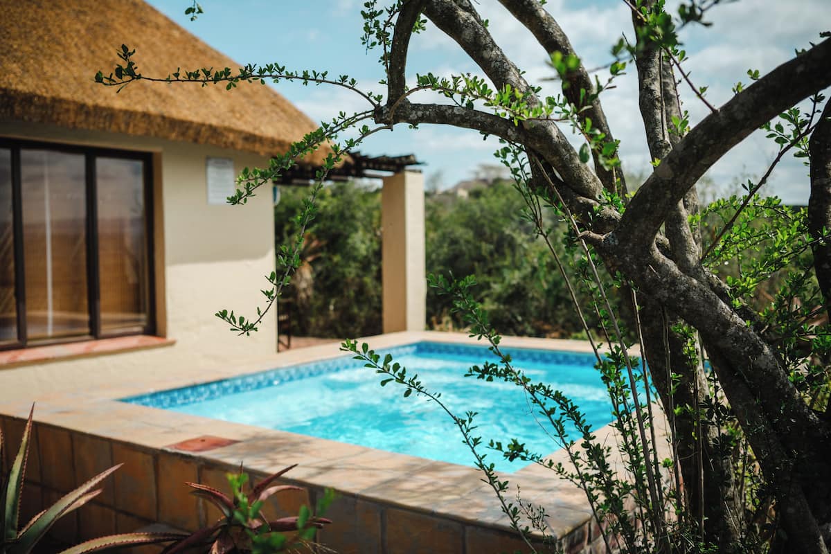 Superior Double Room, Private Pool | 1 bedroom, premium bedding, minibar, in-room safe