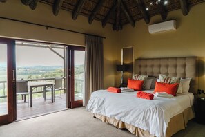 Luxury Family Double | 1 bedroom, premium bedding, minibar, in-room safe - Hitgeheim Country Lodge & Eco Reserve (Addo)