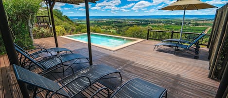 2 outdoor pools, pool umbrellas, sun loungers