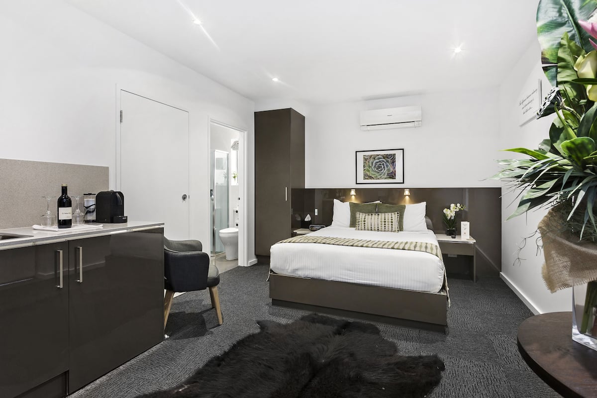Premium bedding, pillow-top beds, minibar, desk