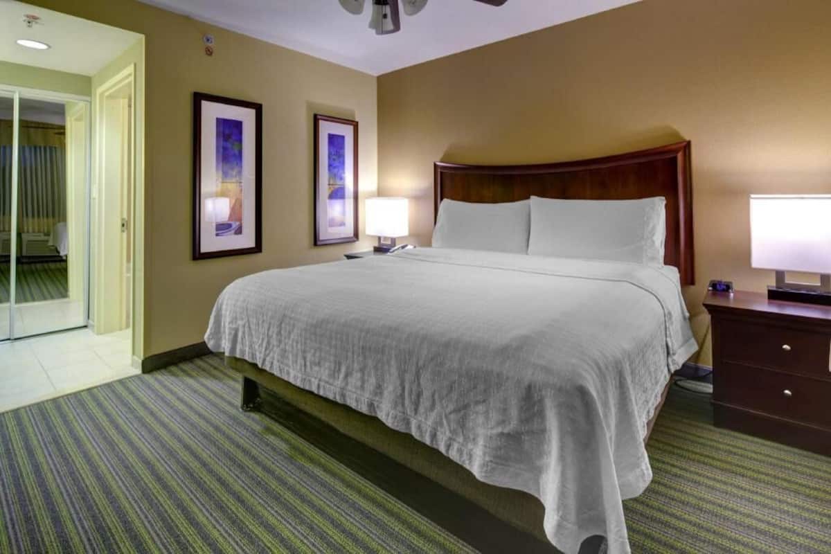 1 bedroom, premium bedding, desk, blackout curtains