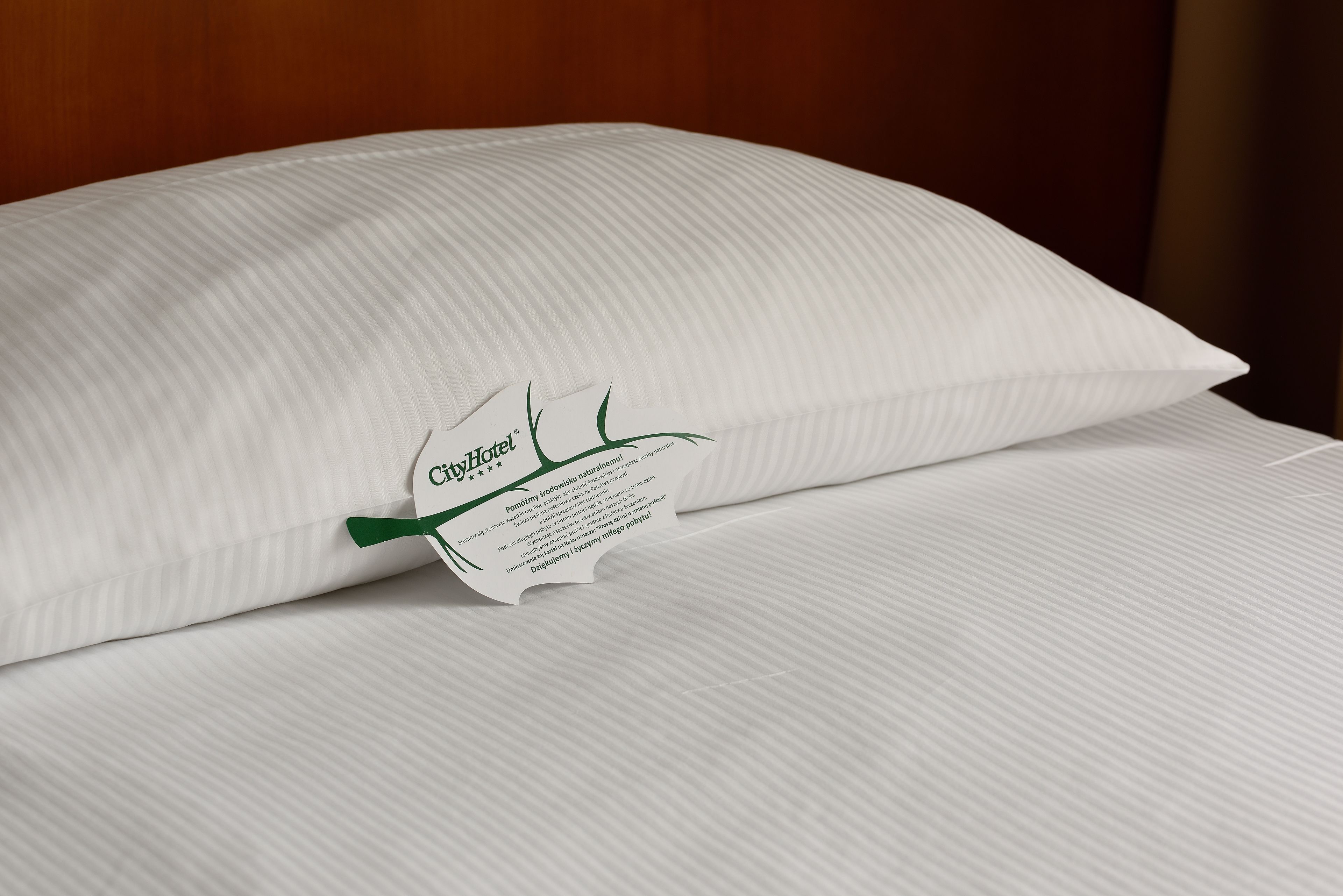 hypo-allergenic bedding, in-room safe, desk, blackout curtains