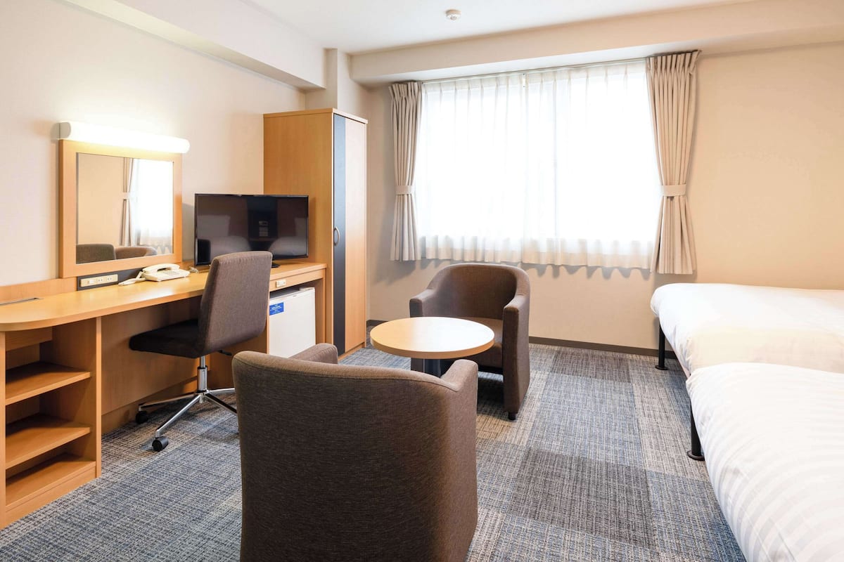 Kamer, 2 eenpersoonsbedden, niet-roken | Luxe beddengoed, een bureau, een laptopwerkplek