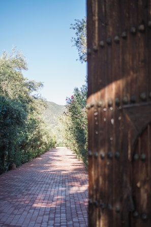 Entrée de l’hébergement