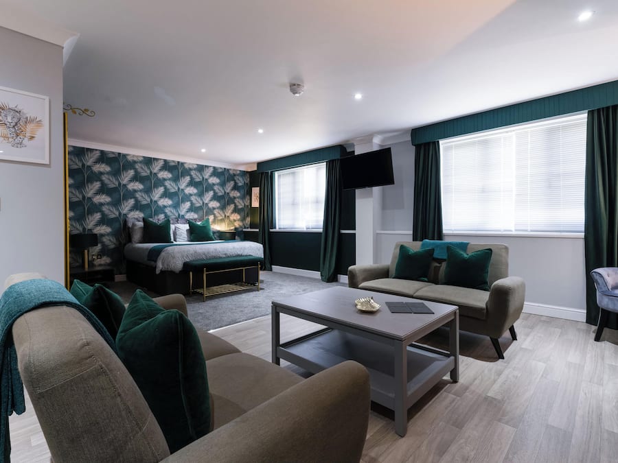 Deluxe-Suite | Schreibtisch, Bügeleisen/Bügelbrett, kostenloses WLAN