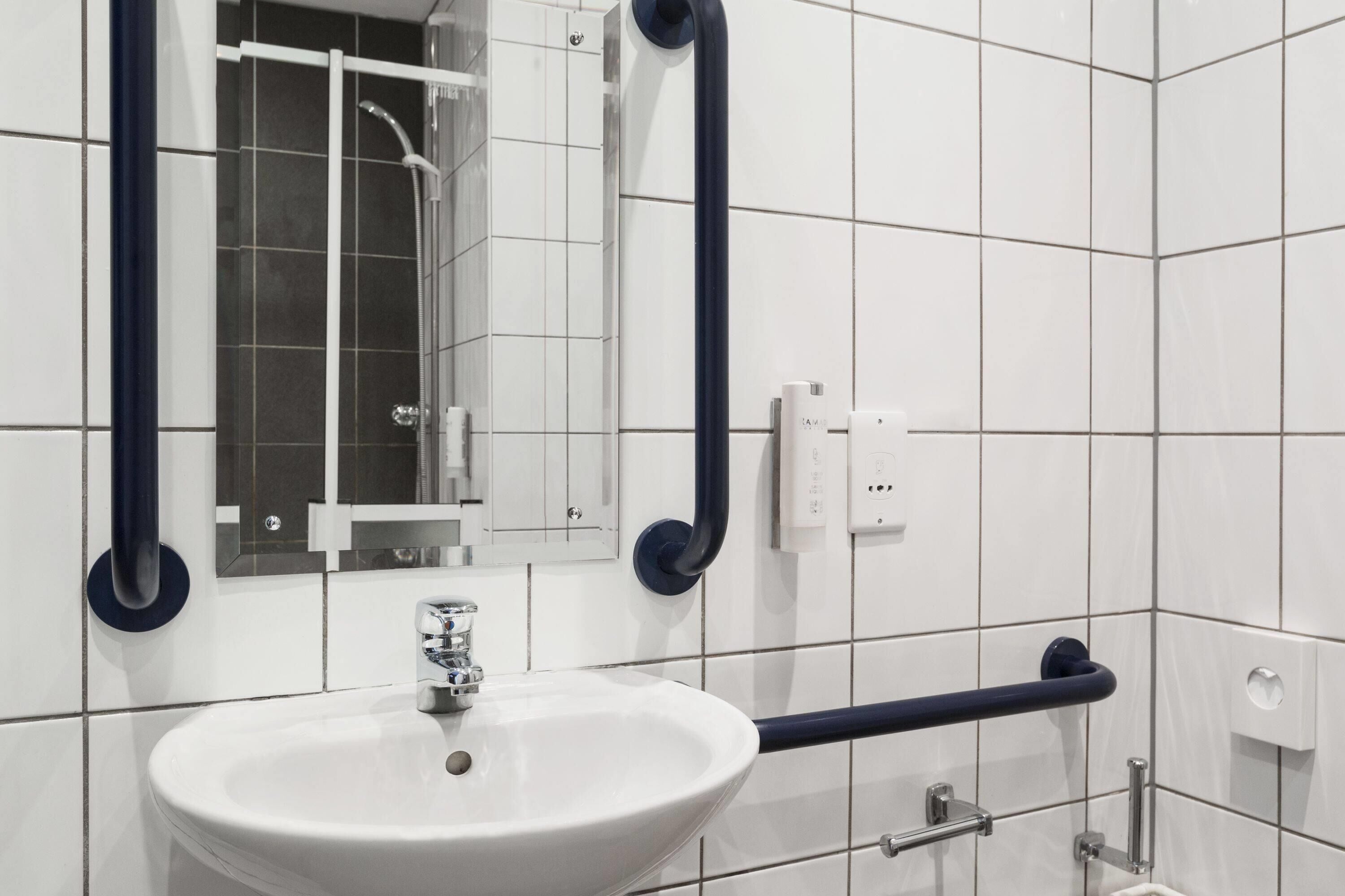 Foto - Ramada London Stansted Airport