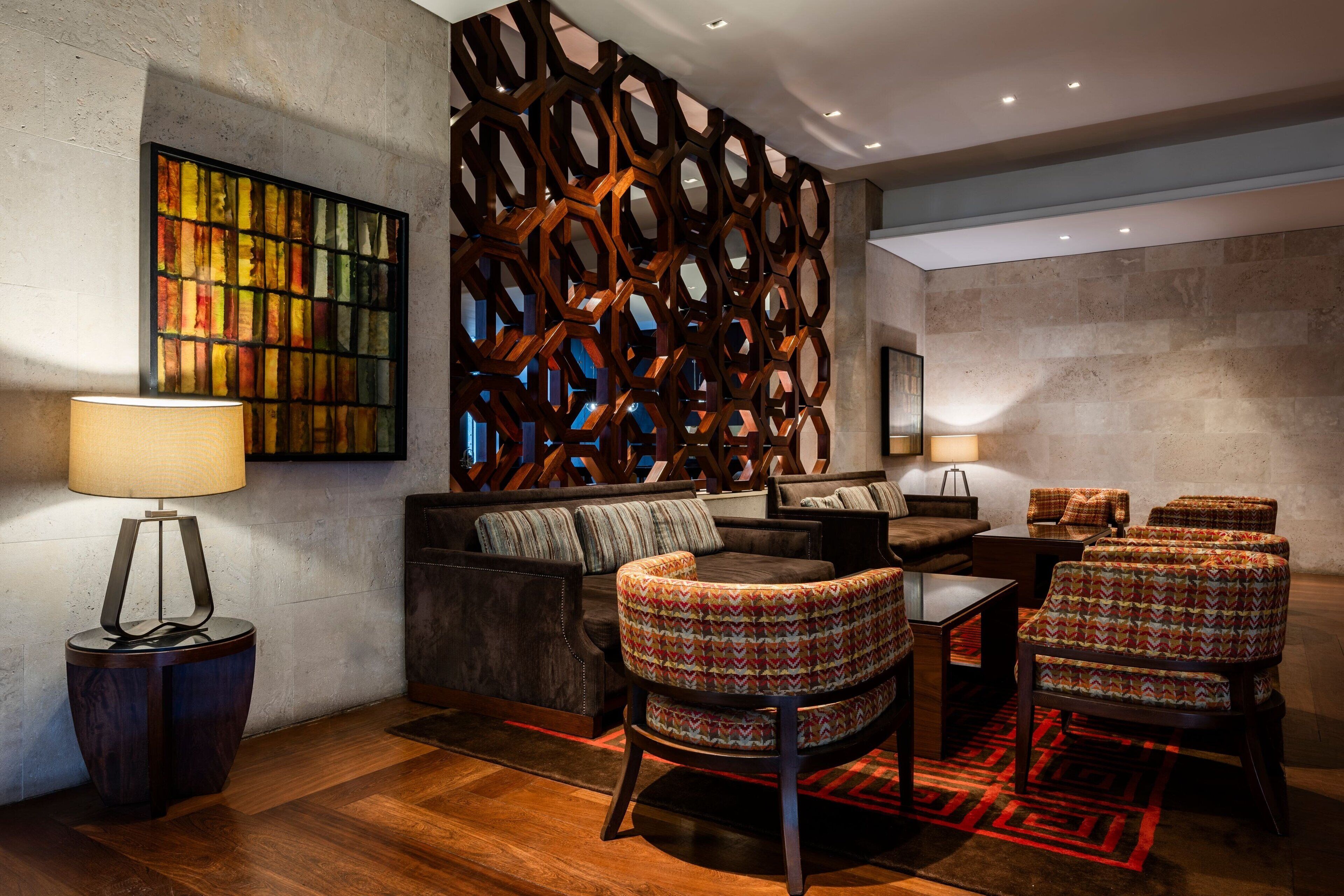 breakfast, lunch, dinner served; italian cuisine, al fresco dining