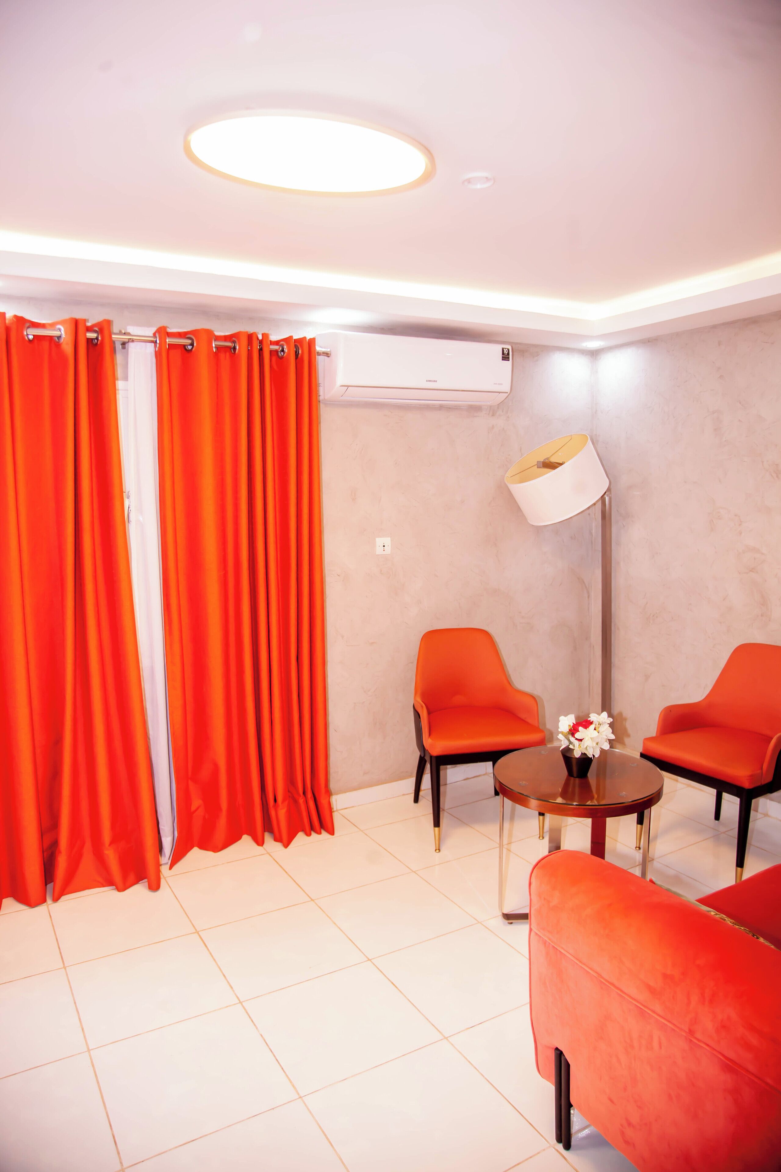 Televisión de pantalla plana