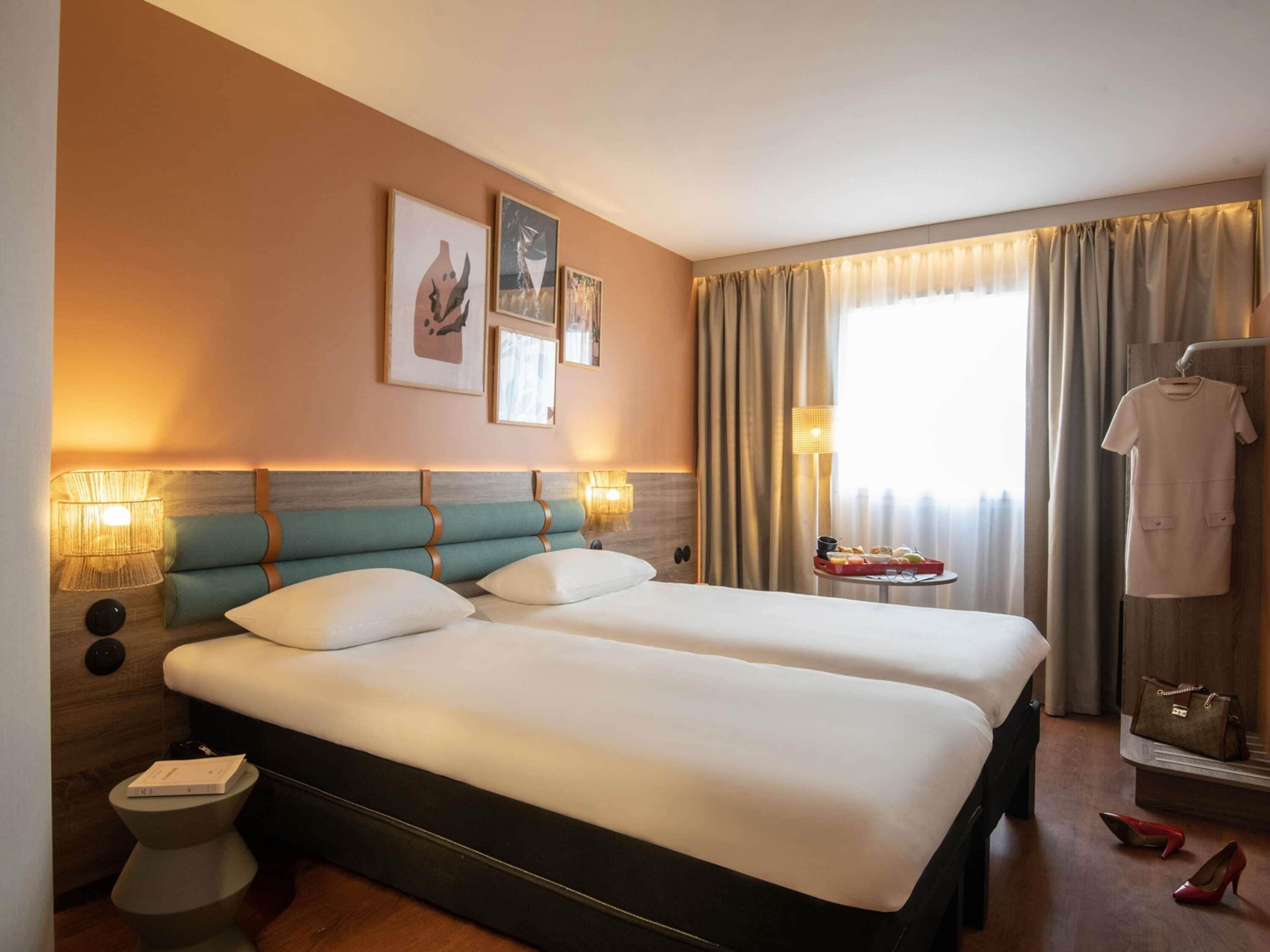 Standard-Zweibettzimmer, 2 Einzelbetten | Hochwertige Bettwaren, Schreibtisch, Verdunkelungsvorhänge