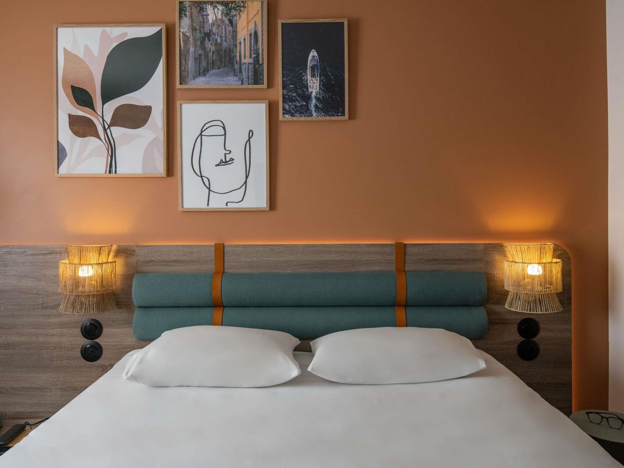 Room, 1 Double Bed | Premium bedding, desk, blackout drapes, soundproofing