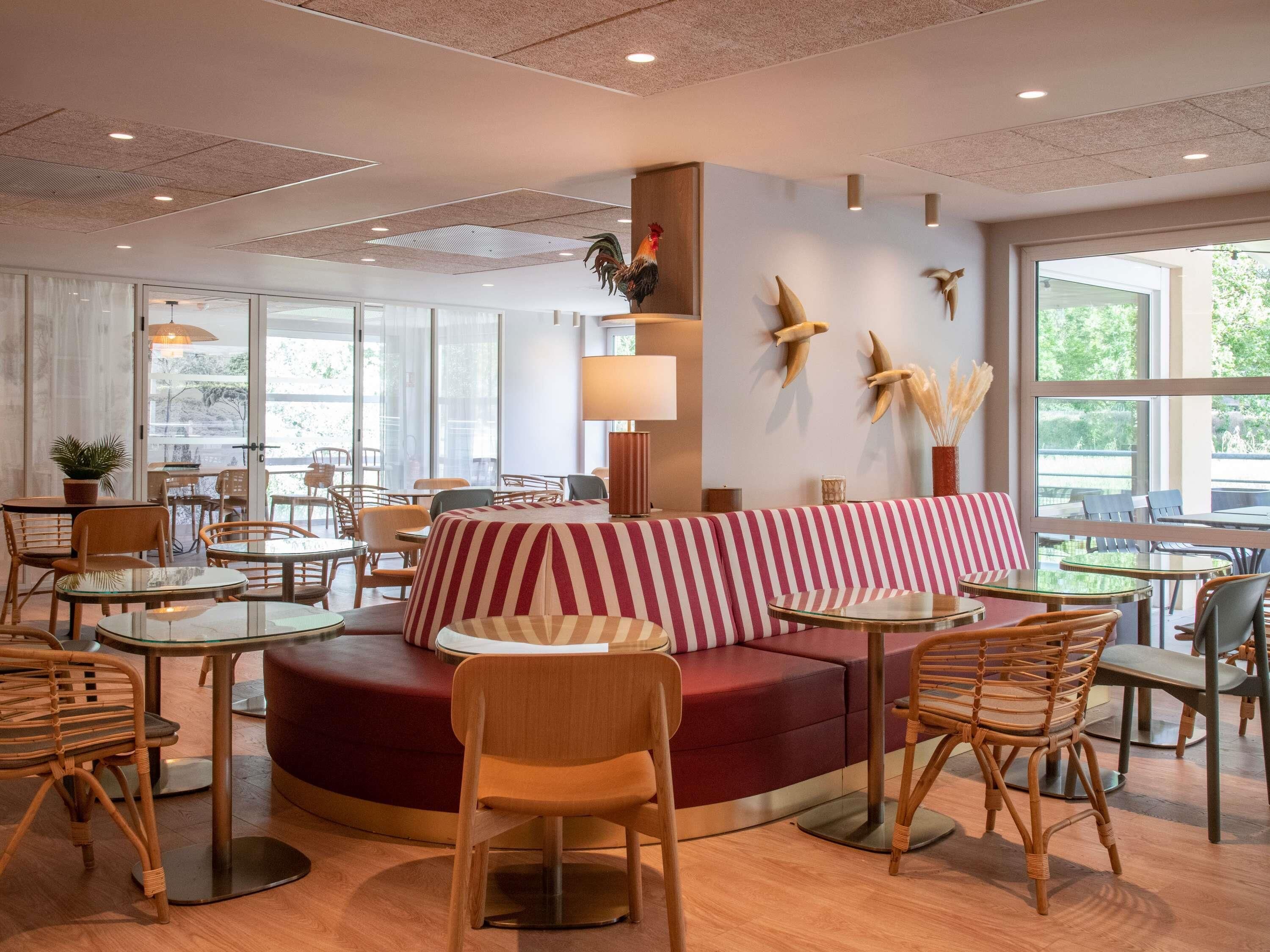 daily buffet breakfast (eur 12.90 per person)