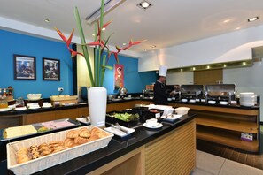 Buffet breakfast for a fee - Mercure Koh Samui Beach Resort (Koh Samui)