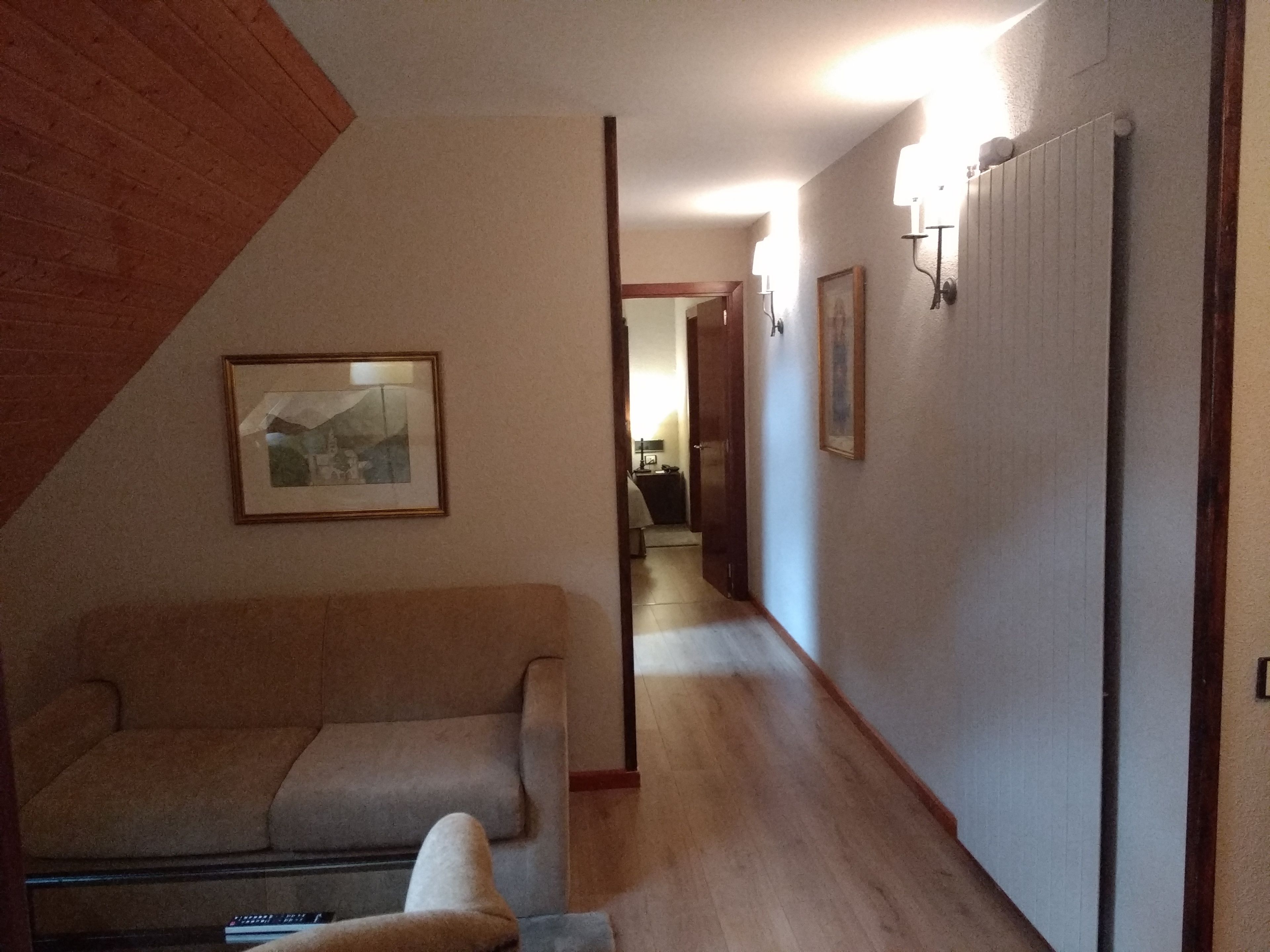 suite | 1 bedroom, premium bedding, minibar, in-room safe