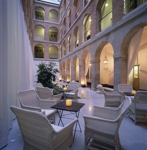 Couples treatment room(s), sauna, steam room, Turkish bath/hammam