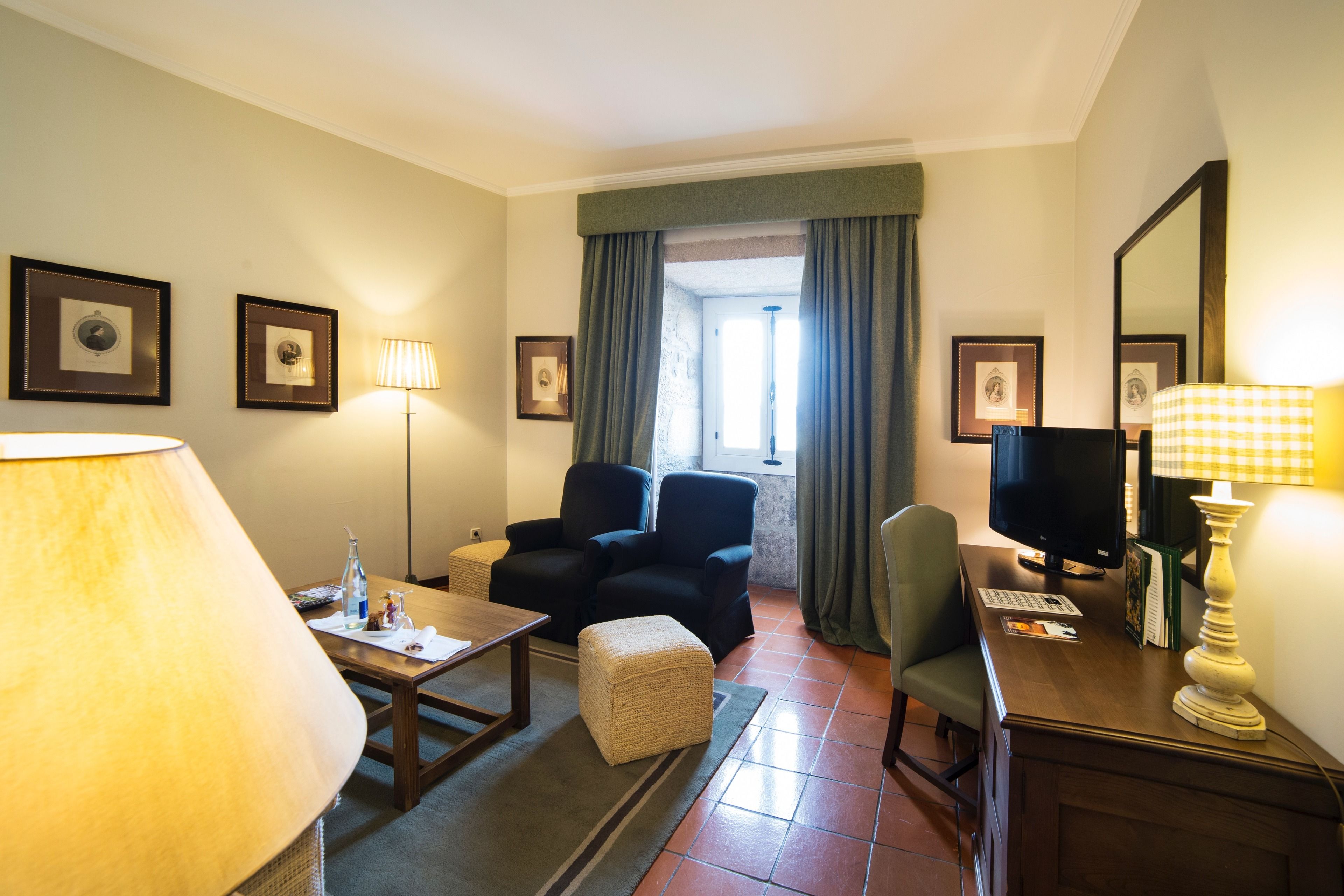 1 bedroom, premium bedding, minibar, in-room safe