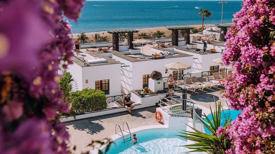 Apartamentos La Moraña