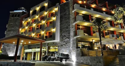 Nobel Ultra All Inclusive - Free Beach Access