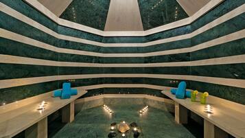Sauna seca, banheira de hidromassagem, banho turco/hammam