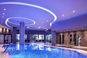 Indoor pool, outdoor pool, pool umbrellas, pool loungers - Rodos Princess Beach Hotel - All Inclusive (Rhodes)