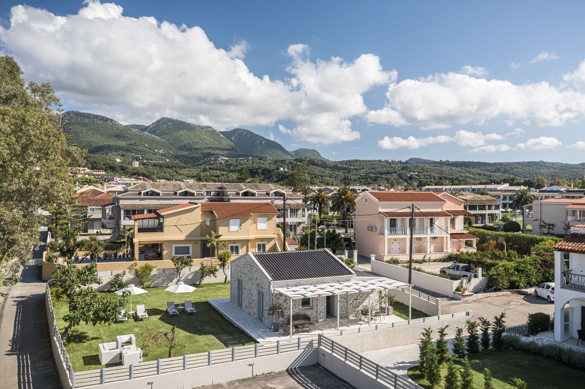 deluxe apartment, garden view | view from room
