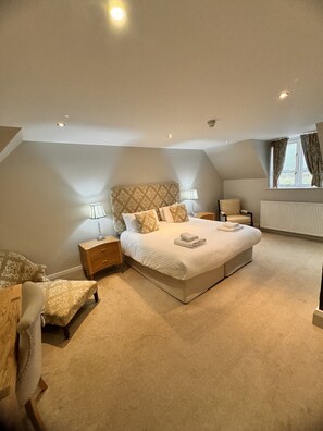 Deluxe Double or Twin Room, Ensuite