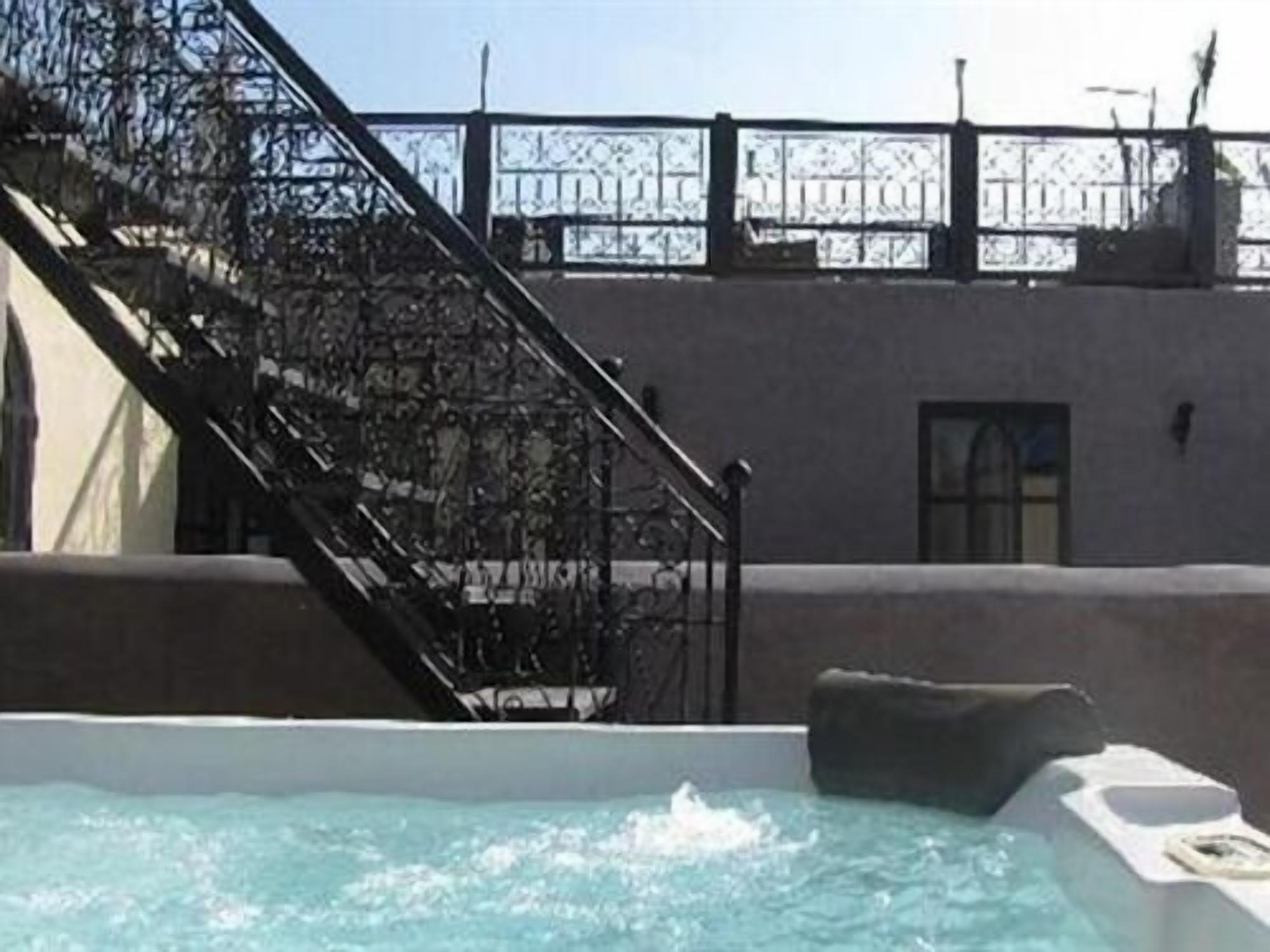 Foto - Riad Carllian