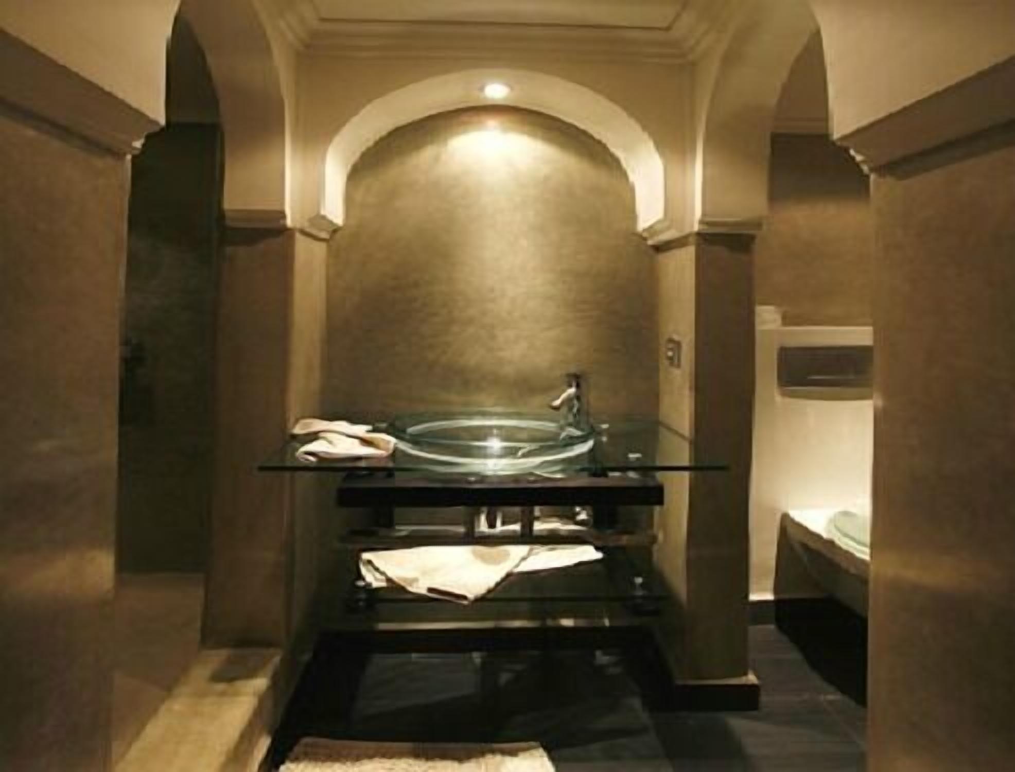 Foto - Riad Carllian