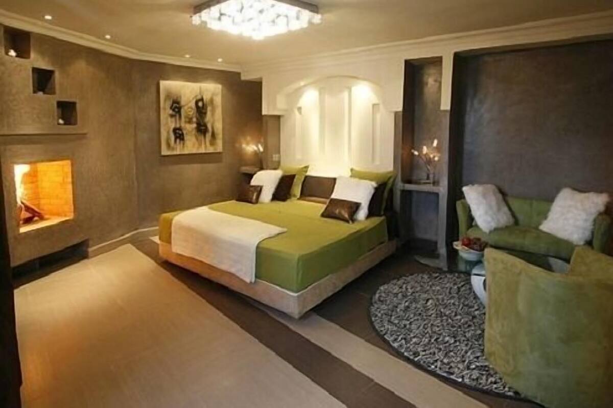 Superior Suite, Private Bathroom
