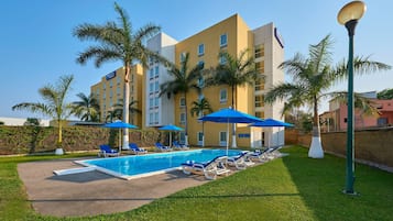 Alberca al aire libre