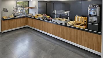 Desayuno continental incluido todos los días