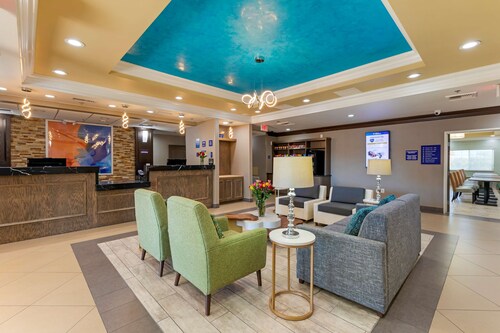Best Western Plus Wasco Inn & Suites